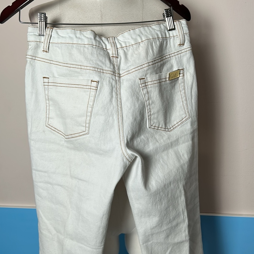 DG2 Diane Gilman Cream Flared Pants with Gold Button size 8 P - Picture 10 of 14